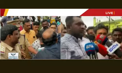 കോഴിക്കോട് ആവിക്കൽതോടിൽ എംഎൽഎ പങ്കെടുത്ത ജനസഭക്കിടെ സംഘർഷം