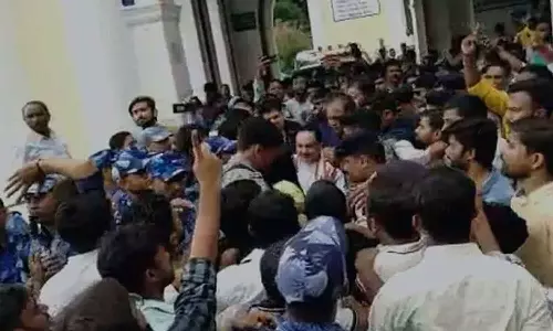 ജെ.പി നദ്ദ ഗോ ബാക്ക്; ബിജെപി അധ്യക്ഷനെതിരെ പട്നയിൽ പ്രതിഷേധം ജെ.പി നദ്ദ ഗോ ബാക്ക്; ബിജെപി അധ്യക്ഷനെതിരെ പട്നയിൽ പ്രതിഷേധം