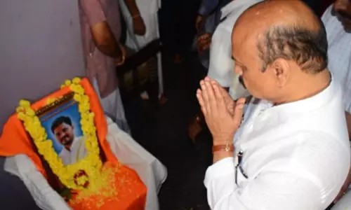 കൊല്ലപ്പെട്ട മൂന്ന് പേരുടെയും വീട് മുഖ്യമന്ത്രി സന്ദർശിക്കണമായിരുന്നു; ദക്ഷിണ കന്നഡയിലെ സർവകക്ഷി യോഗത്തിൽ പ്രതിഷേധം