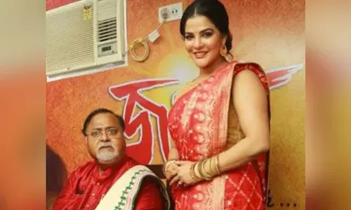 ആ പണം എന്‍റേതല്ല: അര്‍പ്പിതയുടെ വീട്ടില്‍ നിന്ന് പിടികൂടിയ കോടികളെ കുറിച്ച് പാര്‍ഥ ചാറ്റര്‍ജി