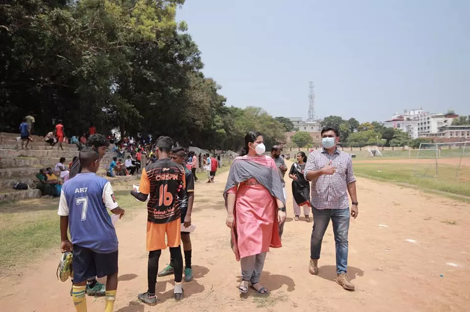 പട്ടിക ജാതിക്കാര്ക്കും ജനറല് വിഭാഗത്തിനും പ്രത്യേക ടീം; തിരുവനന്തപുരം നഗരസഭയുടെ സ്പോര്ട്സ് ടീം പദ്ധതിക്കെതിരെ വിമര്ശം പട്ടിക ജാതിക്കാര്ക്കും ജനറല് വിഭാഗത്തിനും പ്രത്യേക ടീം; തിരുവനന്തപുരം നഗരസഭയുടെ സ്പോര്ട്സ് ടീം പദ്ധതിക്കെതിരെ വിമര്ശം