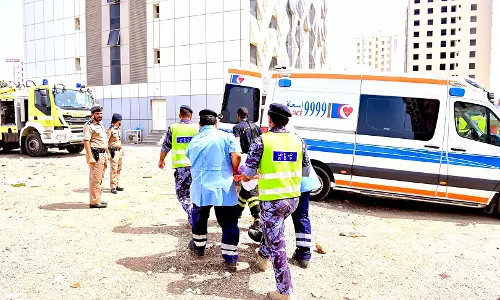 ഒമാനിൽ മണ്ണിടിഞ്ഞ് രണ്ട് വിദേശ തൊഴിലാളികൾ മരിച്ചു ഒമാനിൽ മണ്ണിടിഞ്ഞ് രണ്ട് വിദേശ തൊഴിലാളികൾ മരിച്ചു