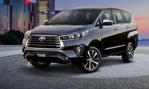 ഒരേയൊരു രാജാവ്; വിൽപന 10 ലക്ഷം പിന്നിട്ട് ഇന്നോവ