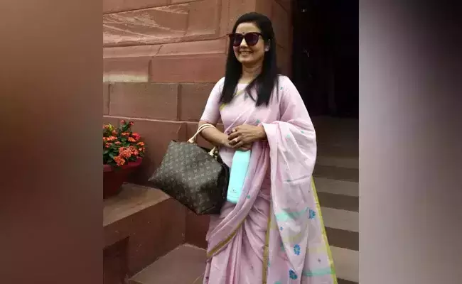 വിലക്കയറ്റ ചർച്ചക്കിടെ രണ്ട് ലക്ഷത്തിൻറെ ബാഗ് ഒളിപ്പിച്ചോ? മഹുവ മൊയ്ത്രക്ക് മറുപടിയുണ്ട്