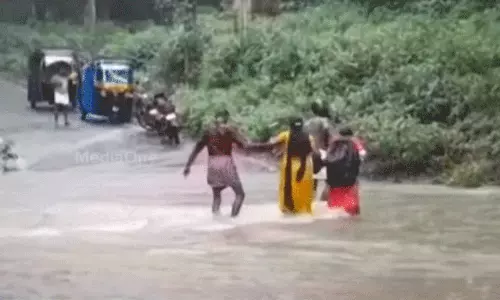 ചാലക്കുടി പുഴയിൽ ജലനിരപ്പ് ഉയരുന്നു; പ്രദേശവാസികൾ ഉടൻ മാറണമെന്ന് മുന്നറിയിപ്പ്