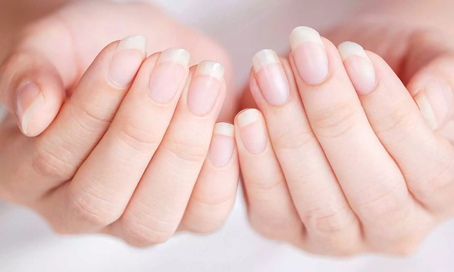 നഖത്തിന്റെ നിറം മാറ്റം നിസാരമല്ല; അപകടമാണ്, ശ്രദ്ധിക്കണം ഈ കാര്യങ്ങൾ നഖത്തിന്റെ നിറം മാറ്റം നിസാരമല്ല; അപകടമാണ്, ശ്രദ്ധിക്കണം ഈ കാര്യങ്ങൾ