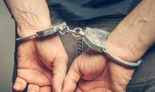 12 കിലോ മയക്കുമരുന്ന് കാറിൽ ഒളിപ്പിച്ചയാൾ മക്കയിൽ പിടിയിൽ 12 കിലോ മയക്കുമരുന്ന് കാറിൽ ഒളിപ്പിച്ചയാൾ മക്കയിൽ പിടിയിൽ