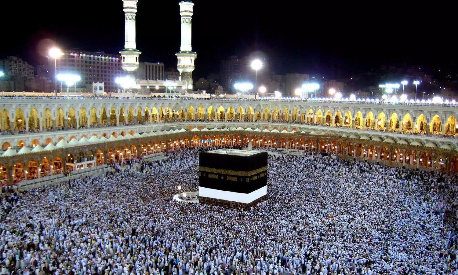 കോവിഡ്: കഅ്ബയുടെ ചുറ്റും സ്ഥാപിച്ചിരുന്ന എല്ലാ ബാരിക്കേഡുകകളും നീക്കി