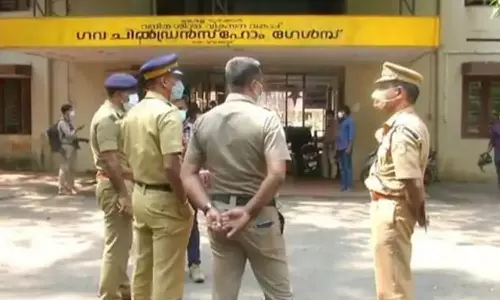 കോഴിക്കോട് ബാലികാമന്ദിരത്തിൽ നിന്ന് രണ്ട് പെൺകുട്ടികൾ രക്ഷപ്പെട്ടു