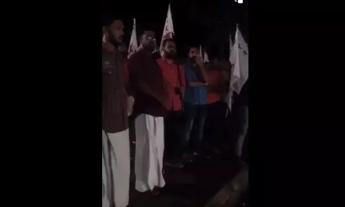 തൊട്ടാൽ ചത്തുപോകുന്ന അവസ്ഥയിലാണ് എം.കെ മുനീർ എന്ന് ഡിവൈഎഫ്‌ഐ നേതാവ്