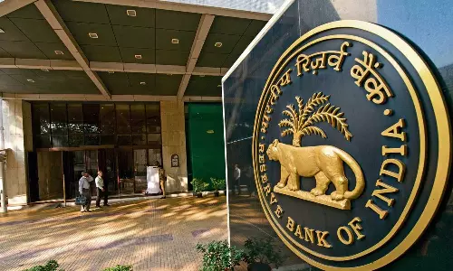 വായ്പാ പലിശ കുത്തനെ ഉയരും; തുടർച്ചയായി മൂന്നാം തവണയും റീപ്പോ നിരക്ക് കൂട്ടി ആർ.ബി.ഐ വായ്പാ പലിശ കുത്തനെ ഉയരും; തുടർച്ചയായി മൂന്നാം തവണയും റീപ്പോ നിരക്ക് കൂട്ടി ആർ.ബി.ഐ