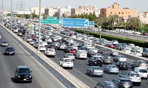 കുവൈത്തിൽ ആറുമാസത്തിനുള്ളിൽ 8000 വിദേശികളുടെ ഡ്രൈവിംഗ് ലൈസൻസ് പിൻവലിച്ചു