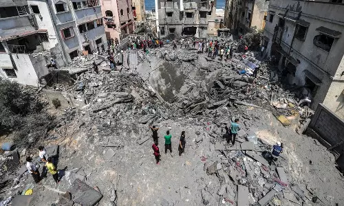 ഗസ്സയിലെ ഇസ്രായേൽ നരമേധത്തിന് അന്ത്യമില്ലേ ?