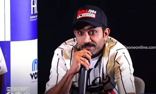 ജേണലിസം പഠിക്കാത്തവരാണ് സിനിമാ വാർത്താസമ്മേളനങ്ങളിൽ നിലവാരമില്ലാത്ത ചോദ്യം ചോദിക്കുന്നത്: ഷൈൻ ടോം ചാക്കോ