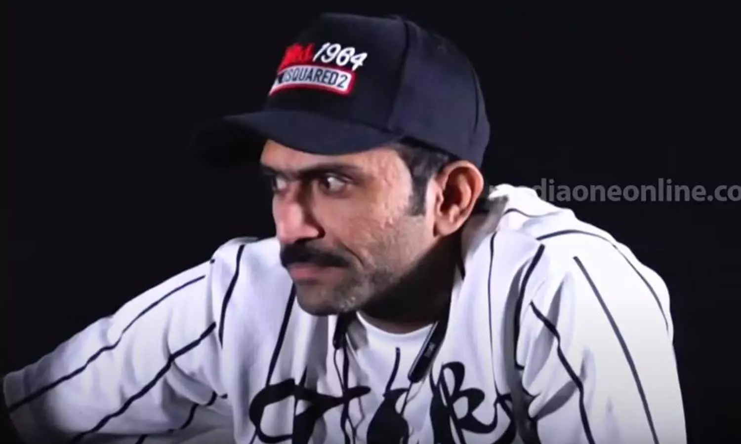 ജേണലിസം പഠിക്കാത്തവരാണ് നിലവാരമില്ലാത്ത ചോദ്യങ്ങൾ ചോദിക്കുന്നത്, ആളുകളെ തമ്മിലടിപ്പിക്കുകയാണ് അവര്‍ക്കു വേണ്ടത്- ഷൈൻ ടോം ചാക്കോ