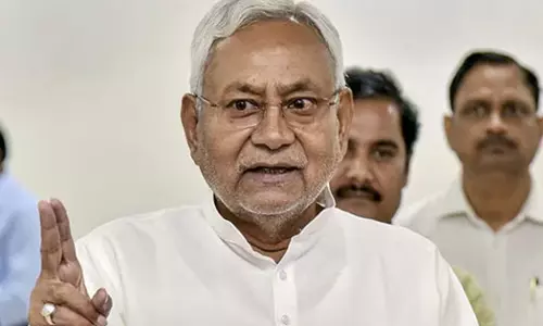 മഹാരാഷ്ട്ര ആവര്‍ത്തിക്കാതിരിക്കാന്‍ ചടുലനീക്കം; ബി.ജെ.പിയെ ഞെട്ടിച്ച് നിതീഷ് കുമാര്‍