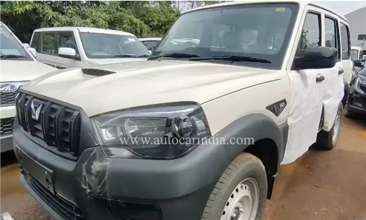 സ്‌കോർപിയോ എൻ ആരവം തീരും മുമ്പ് സ്‌കോർപിയോ ക്ലാസിക്കും പുറത്തിറക്കാൻ മഹീന്ദ്ര