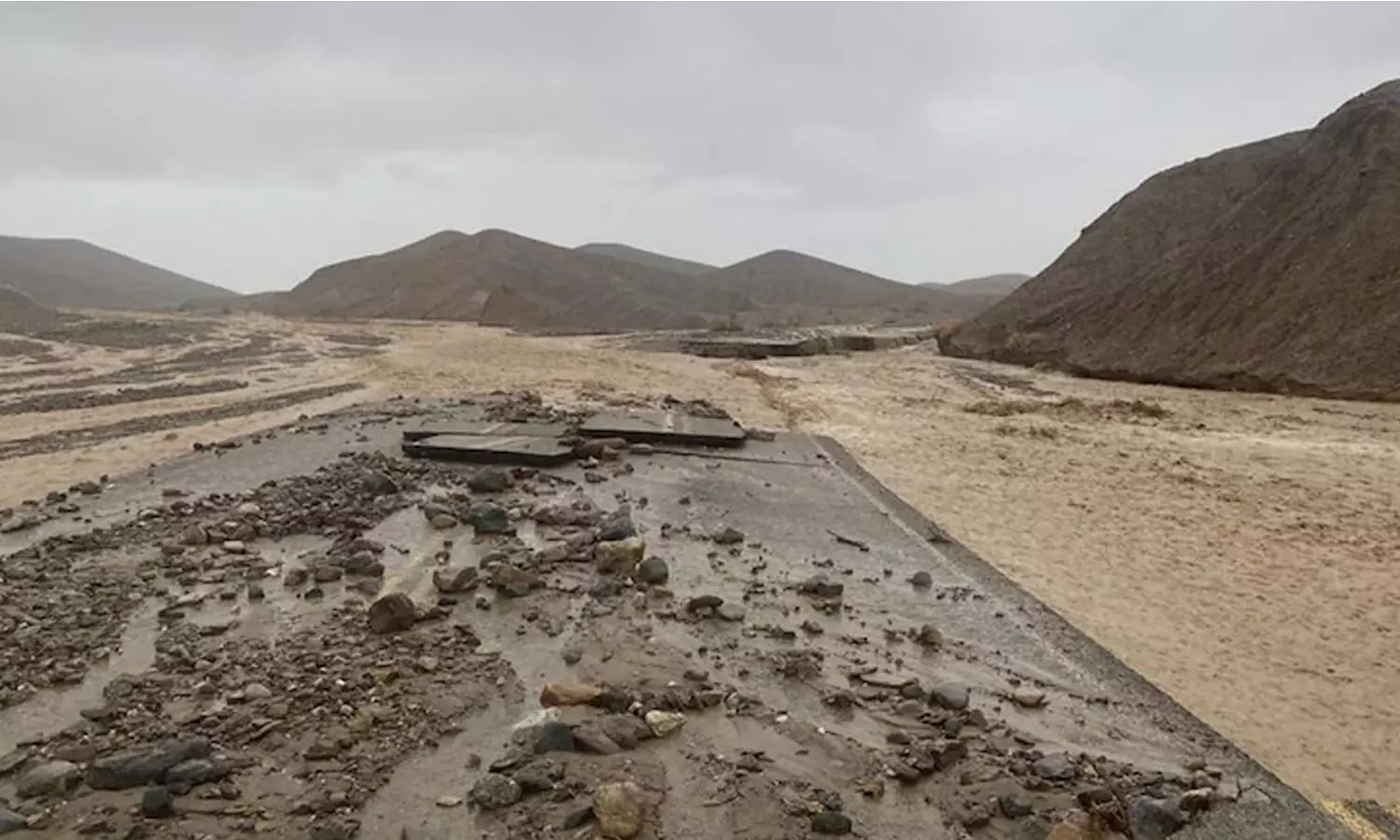 ലോകത്തിലെ ചൂടേറിയ പ്രദേശം; ഡെത്ത് വാലിയിൽ  സഹസ്രാബ്ദങ്ങൾക്ക് ശേഷം വെള്ളപ്പൊക്കം- വീഡിയോ