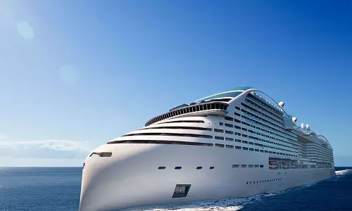 കളിയാസ്വാദകർക്ക് വിപുലമായ സൗകര്യങ്ങളൊരുക്കി രണ്ട് അത്യാഡംബര കപ്പലുകൾ ദോഹയിലേക്ക്