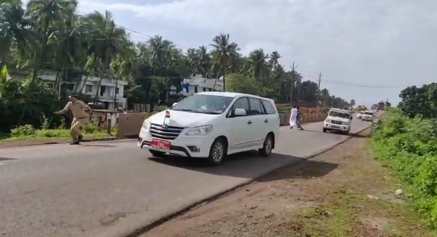 വീണാ ജോർജിന് നേരെ യൂത്ത് ലീഗ് പ്രവർത്തകരുടെ കരിങ്കൊടി