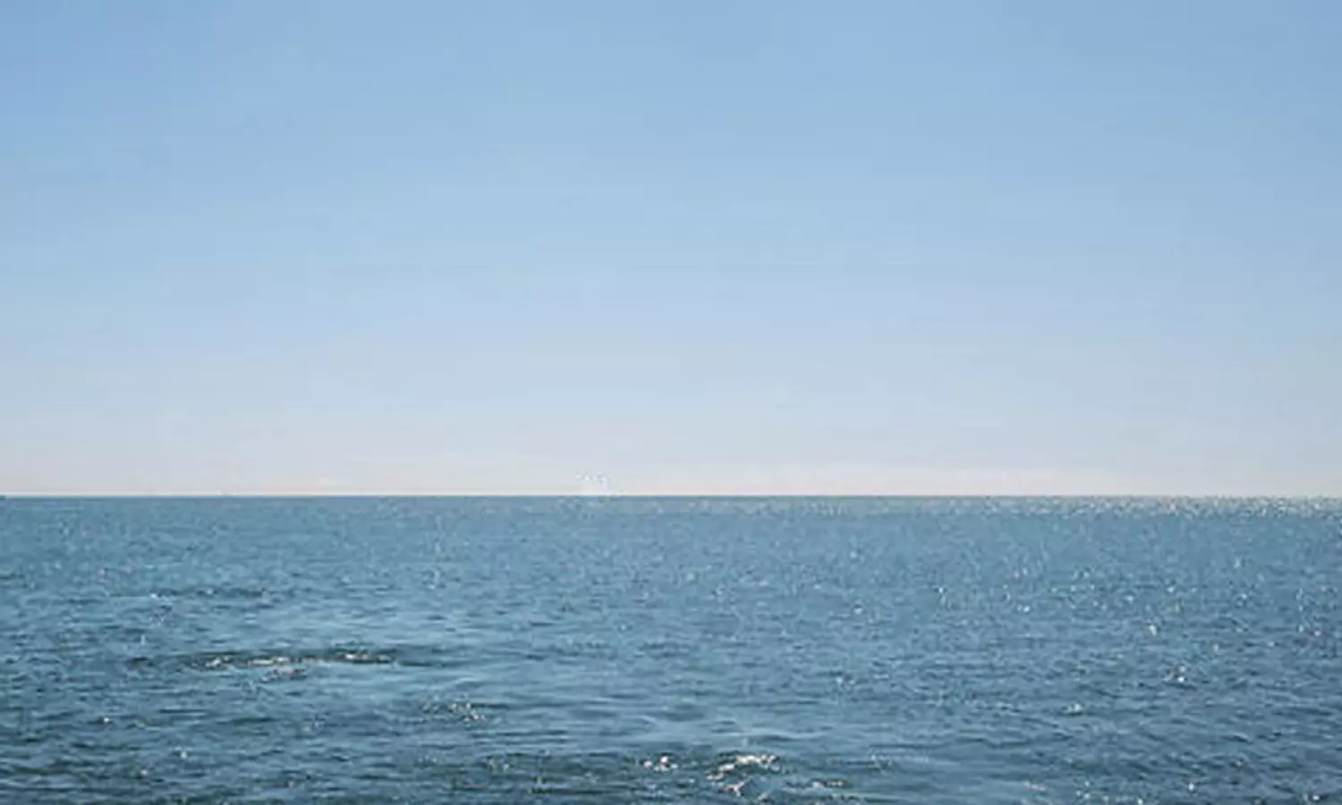 തിരുവനന്തപുരത്ത് വള്ളം മറിഞ്ഞു മത്സ്യത്തൊഴിലാളി മരിച്ചു