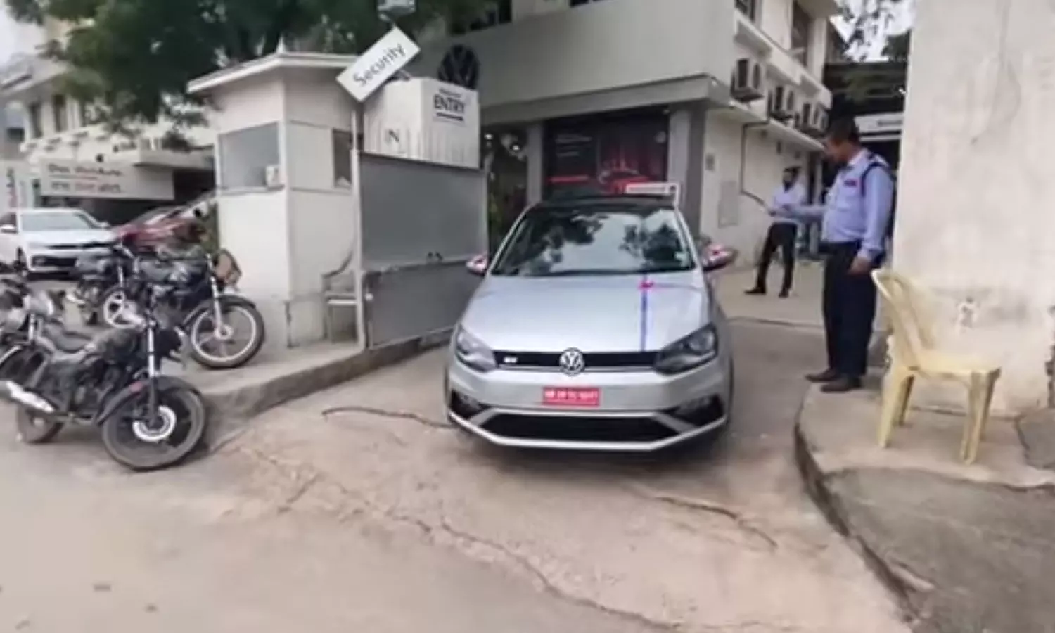 ഇനിയില്ല എല്ലാം കഴിഞ്ഞിരിക്കുന്നു; അവസാന പോളോയും ഡെലിവറി ചെയ്ത് ഫോക്സ്വാഗൺ ഇനിയില്ല എല്ലാം കഴിഞ്ഞിരിക്കുന്നു; അവസാന പോളോയും ഡെലിവറി ചെയ്ത് ഫോക്സ്വാഗൺ