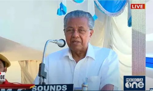 സർക്കാറിനെതിരെ യുഡിഎഫ് നേതാക്കൾ ബിജെപി നേതൃത്വത്തെ സമീപിച്ചെന്ന് മുഖ്യമന്ത്രി സർക്കാറിനെതിരെ യുഡിഎഫ് നേതാക്കൾ ബിജെപി നേതൃത്വത്തെ സമീപിച്ചെന്ന് മുഖ്യമന്ത്രി