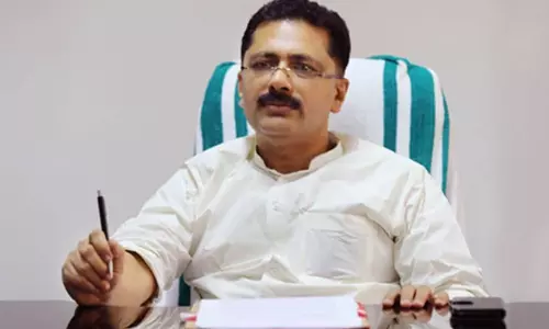 നാടിന്റെ നന്മക്ക് ആ വരികൾ പിൻവലിക്കുന്നു; വിവാദമായ ആസാദ് കശ്മീർ പരാമർശം പിൻവലിച്ച് കെ.ടി ജലീൽ