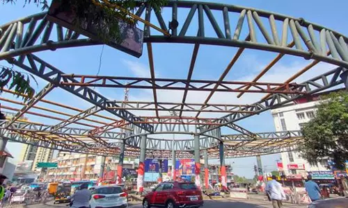 ആർക്കും ഉപകാരമില്ലെങ്കിൽ പൊളിച്ചുകൂടെ? കോട്ടയത്തെ ആകാശപ്പാതയെ കുറിച്ച് ഹൈക്കോടതി