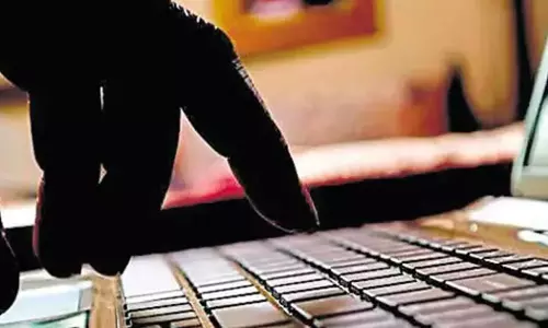 വ്യവസായിയെ ഹണിട്രാപ്പില്‍ പെടുത്തി: യുവനടന്‍ അറസ്റ്റില്‍