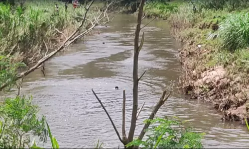 ഇടുക്കി നെടുങ്കണ്ടത്ത് സ്കൂൾ വിദ്യാർഥിയെ ഒഴുക്കിൽപ്പെട്ട് കാണാതായി ഇടുക്കി നെടുങ്കണ്ടത്ത് സ്കൂൾ വിദ്യാർഥിയെ ഒഴുക്കിൽപ്പെട്ട് കാണാതായി