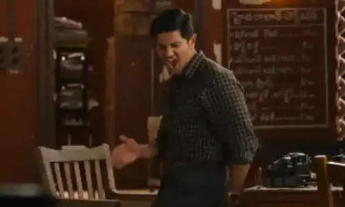 കുതിച്ചുയർന്ന് സീതാ രാമം; 50 കോടി പിന്നിട്ടതിന്റെ സന്തോഷത്തിൽ ചുവടുവെച്ച് ദുൽഖർ സൽമാൻ