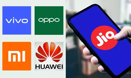 12,000 രൂപയ്ക്ക് താഴെയുള്ള ചൈനീസ് ഫോണുകൾ നിരോധിച്ചാൽ നേട്ടം ജിയോയ്ക്ക്