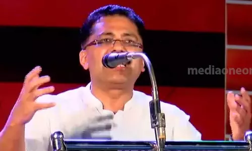 ഒരു മതം എന്ന് പറയുന്നവർ പാകിസ്താനിലേക് നോക്കണം, മതത്തെ അടിസ്ഥാനമായി കരുതുന്നവർക്ക് ഉള്ള മുന്നറിയിപ്പ് ആണ് പാകിസ്താൻ - കെ.ടി ജലീൽ ഒരു മതം എന്ന് പറയുന്നവർ പാകിസ്താനിലേക് നോക്കണം, മതത്തെ അടിസ്ഥാനമായി കരുതുന്നവർക്ക് ഉള്ള മുന്നറിയിപ്പ് ആണ് പാകിസ്താൻ - കെ.ടി ജലീൽ