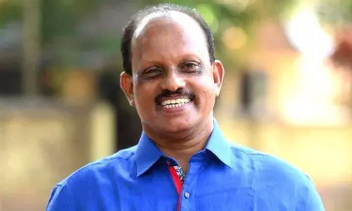 പ്രതിഷേധക്കാര് വിഴിഞ്ഞത്തുള്ളവരല്ലെന്ന് മന്ത്രി; മന്ത്രിക്ക് ബോധക്ഷയമാണെന്ന് ഫാദർ യൂജിൻ പെരേര പ്രതിഷേധക്കാര് വിഴിഞ്ഞത്തുള്ളവരല്ലെന്ന് മന്ത്രി; മന്ത്രിക്ക് ബോധക്ഷയമാണെന്ന് ഫാദർ യൂജിൻ പെരേര