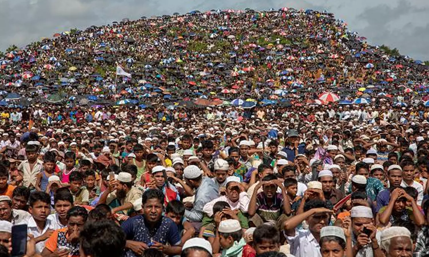 അഭയാർഥികൾക്ക് ഫ്ളാറ്റുകൾ നൽകില്ല; റോഹിങ്ക്യൻ വിഷയത്തിൽ നിലപാട് മാറ്റി കേന്ദ്രം അഭയാർഥികൾക്ക് ഫ്ളാറ്റുകൾ നൽകില്ല; റോഹിങ്ക്യൻ വിഷയത്തിൽ നിലപാട് മാറ്റി കേന്ദ്രം