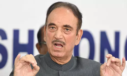 ജമ്മു കശ്മീർ കോൺഗ്രസിൽ കലാപം? ഗുലാം നബി ആസാദടക്കം നാല് നേതാക്കൾ സ്ഥാനം രാജിവച്ചു ജമ്മു കശ്മീർ കോൺഗ്രസിൽ കലാപം? ഗുലാം നബി ആസാദടക്കം നാല് നേതാക്കൾ സ്ഥാനം രാജിവച്ചു