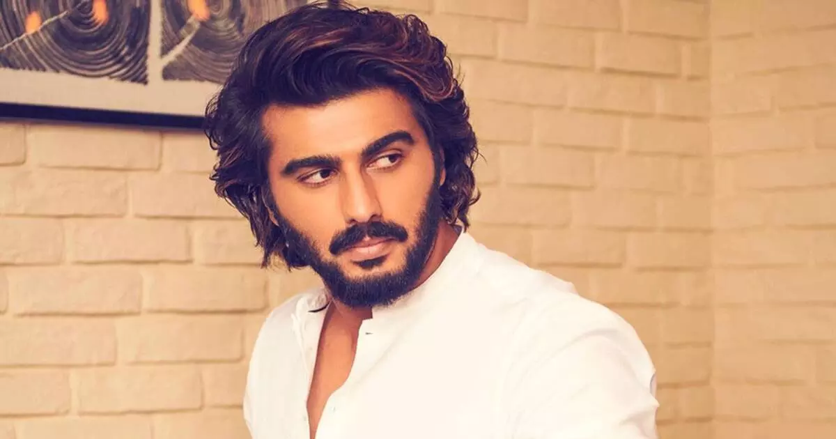 പരാജയപ്പെട്ട് നിരാശനായ നടൻ ഭീഷണിപ്പെടുത്തുന്നു: അര്ജുന് കപൂറിനെതിരെ ബി.ജെ.പി മന്ത്രി പരാജയപ്പെട്ട് നിരാശനായ നടൻ ഭീഷണിപ്പെടുത്തുന്നു: അര്ജുന് കപൂറിനെതിരെ ബി.ജെ.പി മന്ത്രി