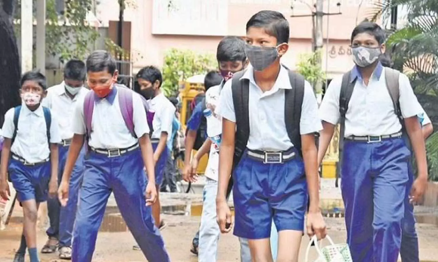 സംസ്ഥാനത്തെ സ്കൂളുകൾക്ക് നാളെ പ്രവൃത്തി ദിനം സംസ്ഥാനത്തെ സ്കൂളുകൾക്ക് നാളെ പ്രവൃത്തി ദിനം