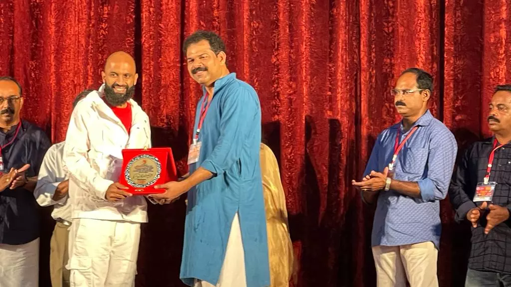 ബഹ്റൈനിലെ പ്രവാസികൾക്ക് സംഗീത വിരുന്നൊരുക്കി അലോഷി ബഹ്റൈനിലെ പ്രവാസികൾക്ക് സംഗീത വിരുന്നൊരുക്കി അലോഷി