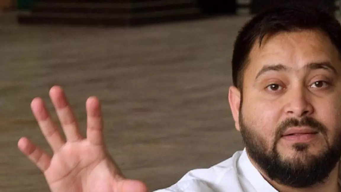 മന്ത്രിമാർക്ക് പുതിയ കാറുകളില്ല, പൂച്ചെണ്ടുകൾക്ക് പകരം പേന; മന്ത്രിമാര്‍ക്ക് കര്‍ശന നിര്‍ദേശങ്ങളുമായി തേജസ്വി യാദവ്