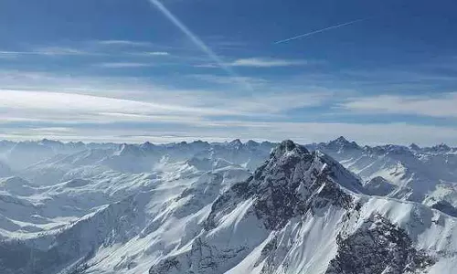 ഭർത്താവ് സ്വതന്ത്രയാക്കി, ഹിമാലയത്തിലേക്ക് പോകുന്നു; നടി ഇനി സന്യാസ ജീവിതത്തിലേക്ക്