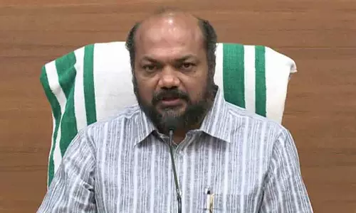 ഗവർണർ പദവിക്കനുസരിച്ച് പെരുമാറണം: പി. രാജീവ്