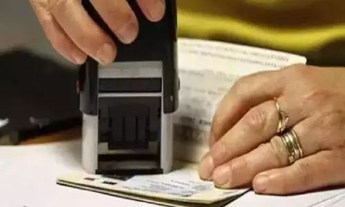 ഒമാൻ വഴി ദുബൈയിലേക്ക് വരുന്നവർ ഒമാൻ ടൂറിസ്റ്റ് വിസ സ്വന്തമാക്കണം; മുന്നറിയിപ്പുമായി യാത്രക്കാർ