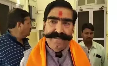 പശുക്കടത്ത് നടത്തുന്നവരെ കൊന്നുതള്ളൂ, നിങ്ങൾക്ക് ജാമ്യം ഉറപ്പ്; വൈറലായി ബിജെപി നേതാവിന്‍റെ വീഡിയോ