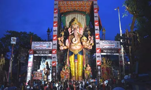 ഒരു കോടിയിലധികം ചെലവാക്കി ഗണേശ വിഗ്രഹ നിർമാണം; രാജ്യത്തെ ഏറ്റവും വലിയ വിഗ്രഹമെന്ന് സംഘാടകർ