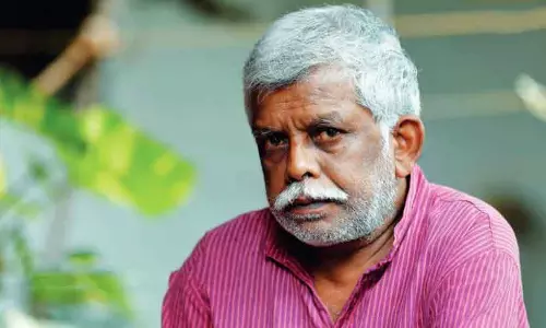 ദലിത് യുവതിയെ പീഡിപ്പിച്ച കേസ്; സിവിക് ചന്ദ്രന് ഹൈക്കോടതി നോട്ടീസ്