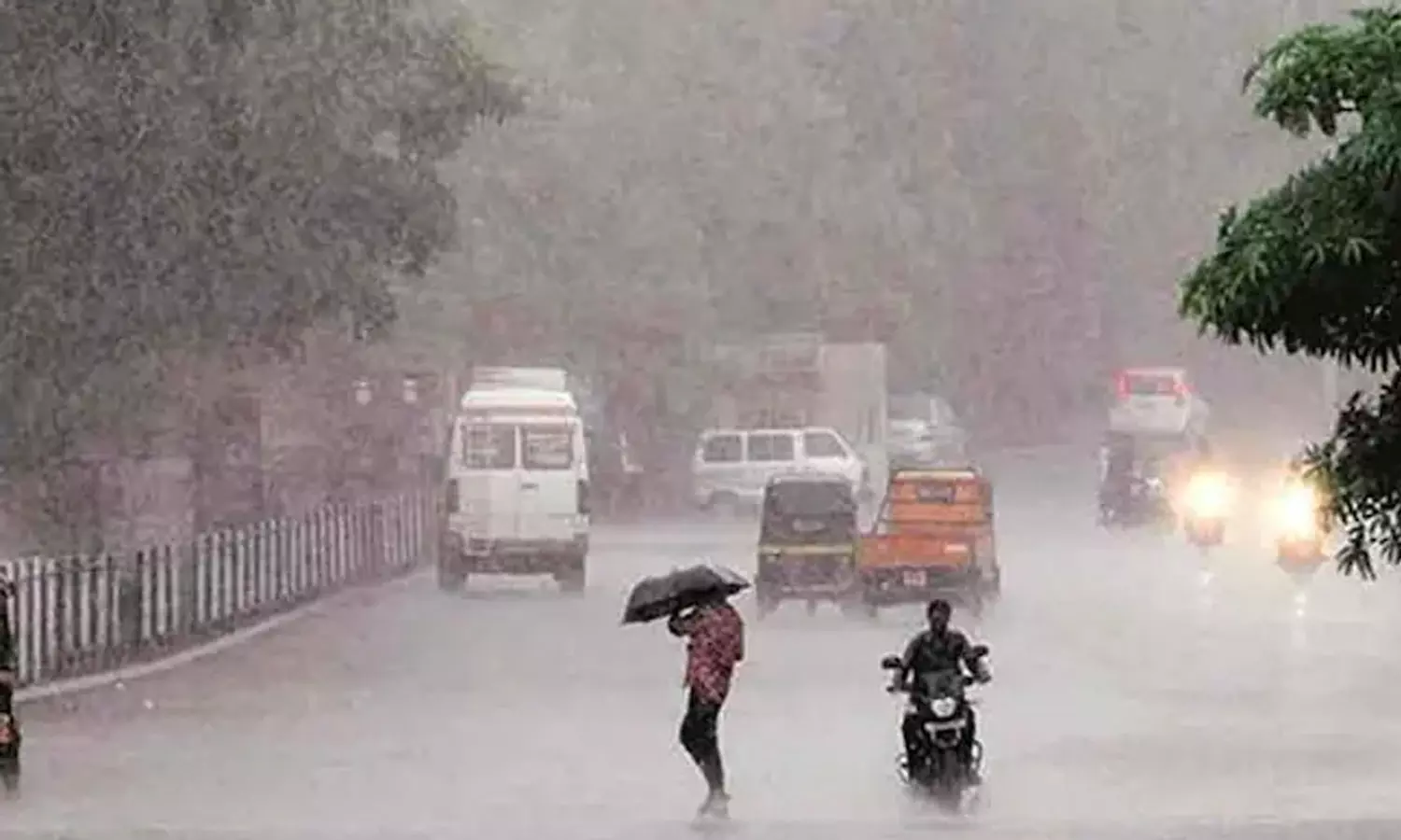 സംസ്ഥാനത്ത് തീവ്രമഴക്ക് സാധ്യതയെന്ന് കാലാവസ്ഥ നിരീക്ഷണകേന്ദ്രം