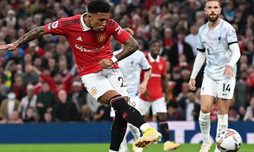 മാഞ്ചസ്റ്റർ യുണൈറ്റഡ് തിരിച്ചുവരുന്നു: ലിവര്പൂളിനെ തോല്പിച്ച് ആദ്യ ജയം മാഞ്ചസ്റ്റർ യുണൈറ്റഡ് തിരിച്ചുവരുന്നു: ലിവര്പൂളിനെ തോല്പിച്ച് ആദ്യ ജയം