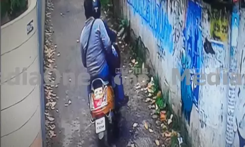 തിരുവനന്തപുരത്ത് പൊലീസിന് നേരെ തോക്കുചൂണ്ടിയ മോഷ്ടാക്കൾ സഞ്ചരിച്ച ബൈക്ക് കണ്ടെത്തി